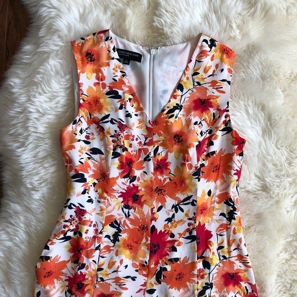 Jones New York Floral Pleated Sleeveless Dress 6 - Picture 5 of 8
